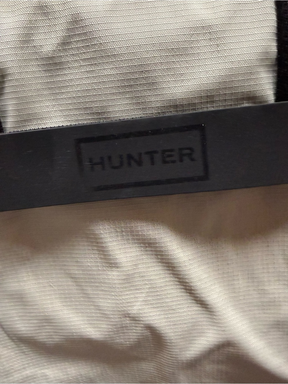 Hunter Canvas Tote in Beige with Black Trim…one handle had to be sewn on